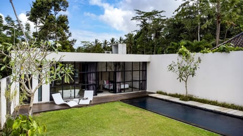 Property building, Day, View (from property/room), Garden view, Pool view, Swimming pool, internet, sunbed