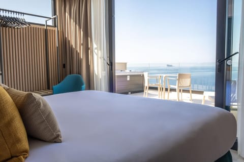 Bed, Balcony/Terrace