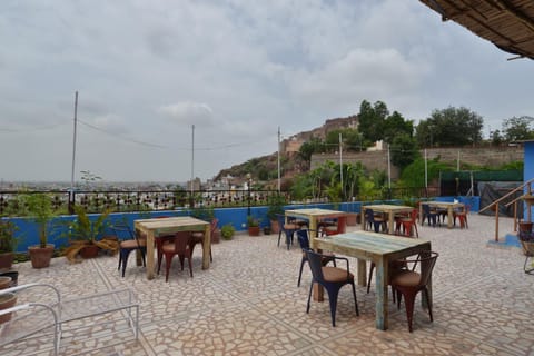 Restaurant/places to eat, Natural landscape