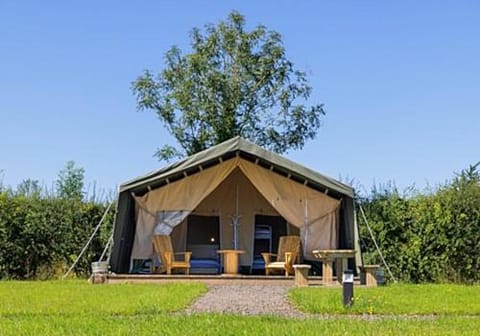 Property building, Natural landscape