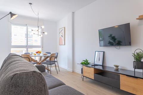 Living room, Dining area
