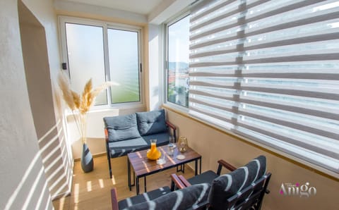 View (from property/room), Balcony/Terrace, Seating area