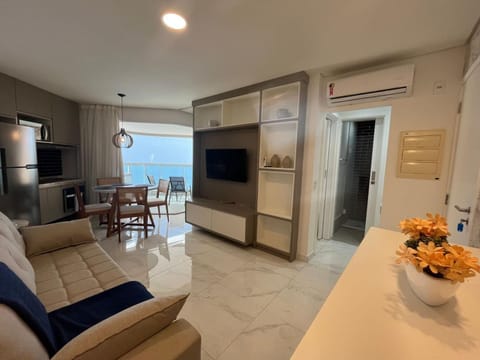 TV and multimedia, Kitchen or kitchenette, Living room, Photo of the whole room, Seating area, Dining area, minibar, oven, air conditioner