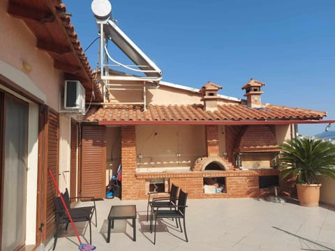 Property building, Patio, Day, BBQ facilities, View (from property/room), Balcony/Terrace, Dining area