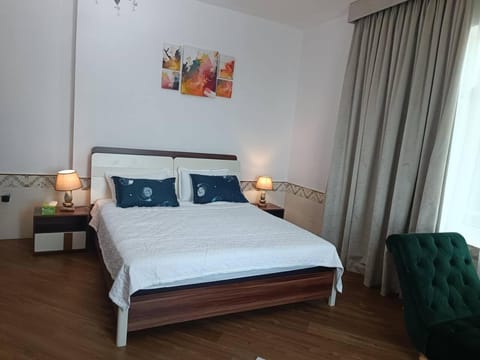 شقة كبيرة وفخمة large and luxury two bedroom Apartment in Ajman