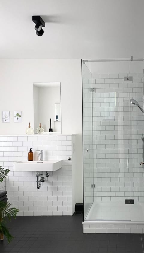 Shower, Bathroom, Bath