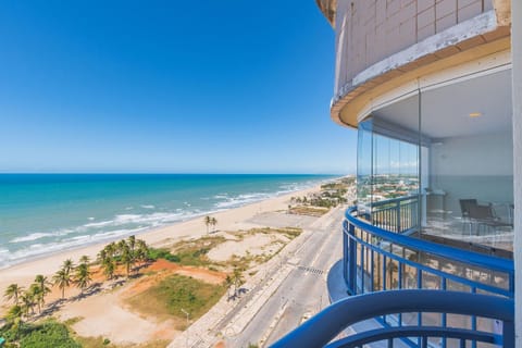 Sea view, Street view
