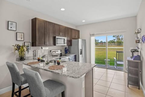 Kitchen or kitchenette, oven
