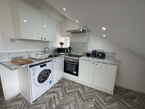 New Penthouse Pad - 5 mins from Leeds City Centre Apartment in Leeds