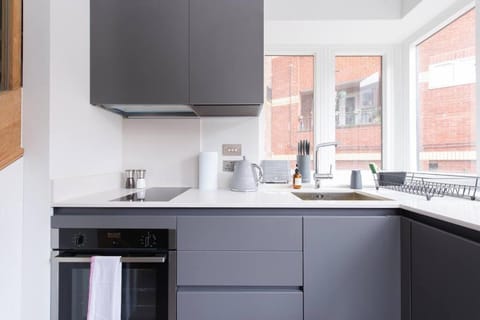 City Life Bliss Central Studio in Reading CHRL F3 Apartment in Reading