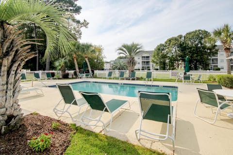 Shoreline Serenity at River Oaks Apartment in Carolina Forest