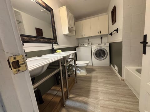 Entire 2-bedroom bungalow Apartment in Cornwall