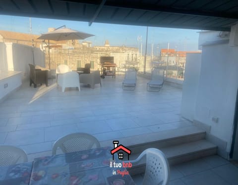Patio, Day, View (from property/room), Balcony/Terrace, Living room, Seating area, sunbed, sunbed