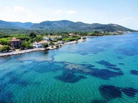 Nearby landmark, Bird's eye view