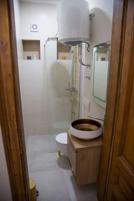 Shower, Toilet, Bathroom