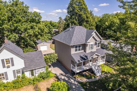 Property building, Garden, Garden view