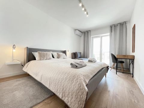 Caramel Comforts with Sea View in Stinjan only 300 m from the Beach, free parking Apartment in Varoš