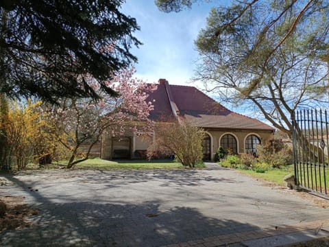 Property building, Garden