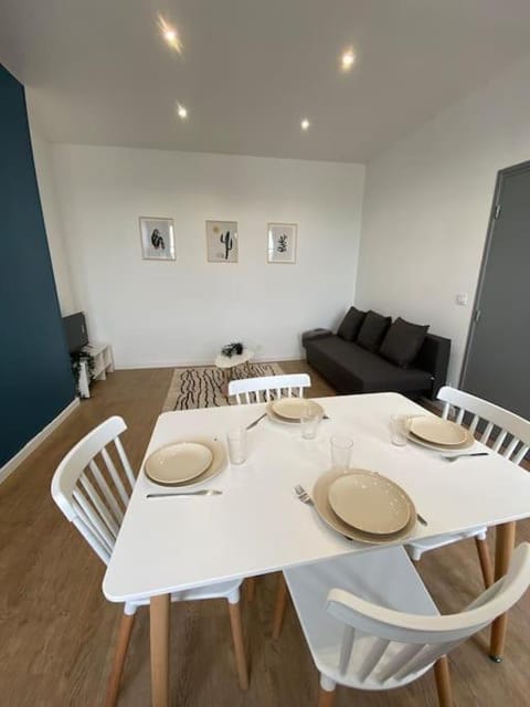 La Perle Bleue Apartment in Dieppe