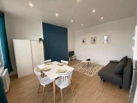 La Perle Bleue Apartment in Dieppe