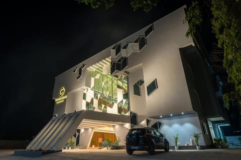 Property building, Night