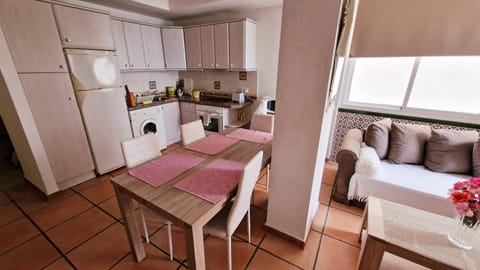 Apartamento 1°linea playa Apartment in Estepona