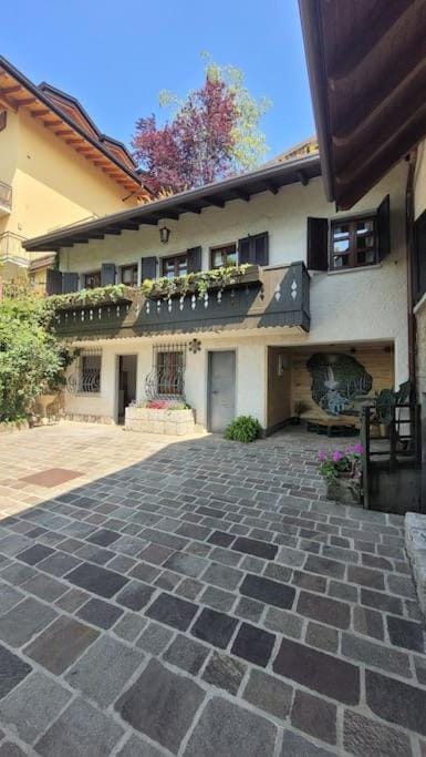 Presolana Suite in Love casa vacanza Apartment in Province of Brescia