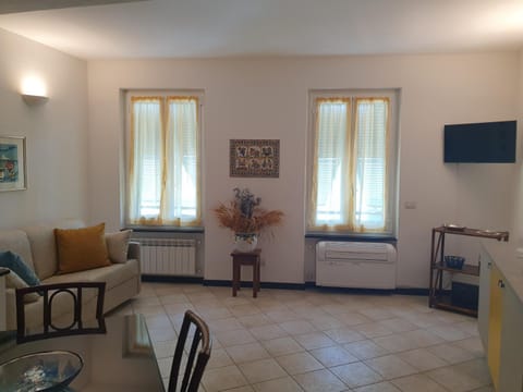 LA CASA DI MINA Apartment in Vernazza