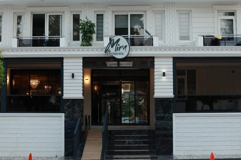 Property building, Facade/entrance, Logo/Certificate/Sign