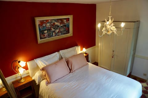 Gîte de charme Autun'Home House in Autun