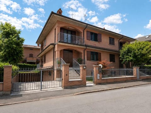 Property building, Neighbourhood, Street view