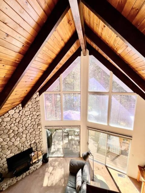 Family Friendly A Frame, Pets stay Free! House in Lake Arrowhead