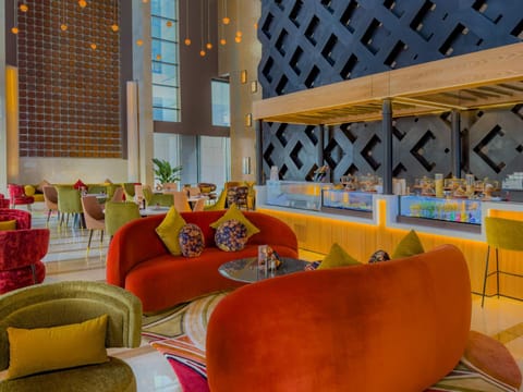 Restaurant/places to eat, Coffee/tea facilities, Lobby or reception, Food and drinks, Area and facilities, Alcoholic drinks, Non alcoholic drinks