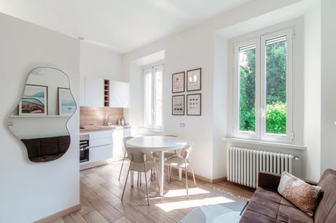 Living room, Dining area, kitchen