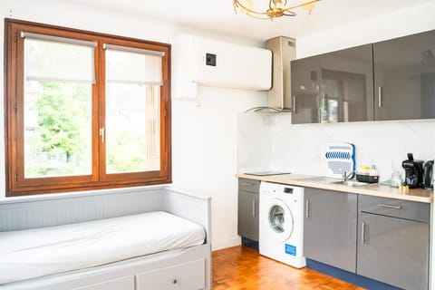 Qhome 2 - T2 Cosy entre Paris et Disney - Parking privé Apartment in Noisy-le-Grand