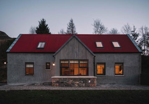 Facade/entrance, Bird's eye view, Balcony/Terrace, Location