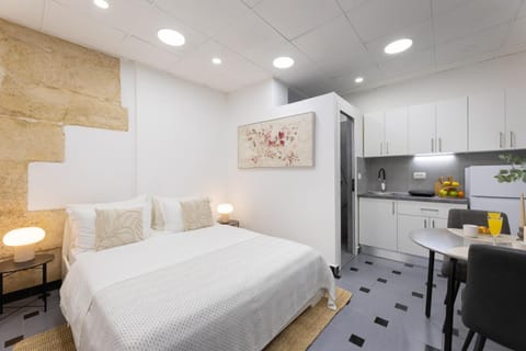 Lena's room in roman palace Apartment in Split