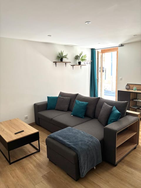 Appartement plein coeur village Apartment in Provence-Alpes-Côte d'Azur