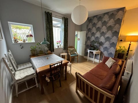 Edie's Hideaway House in Scarborough