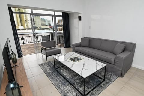 TV and multimedia, Seating area