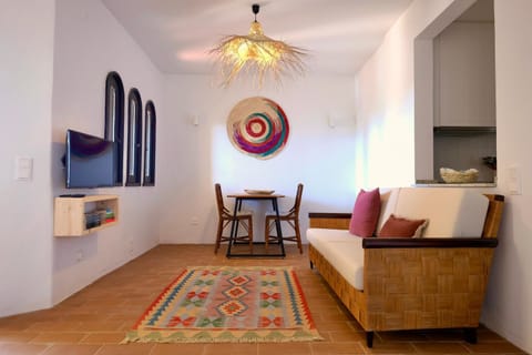 Communal lounge/ TV room, TV and multimedia, Living room, Seating area