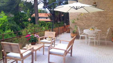 Balcony/Terrace, Balcony/Terrace