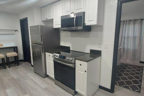 Bungalow overlooking Lake Dora! House in Tavares