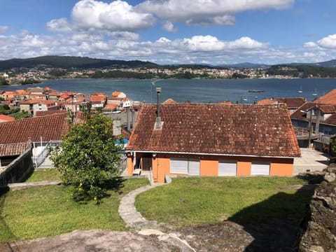 Garden, City view, Sea view