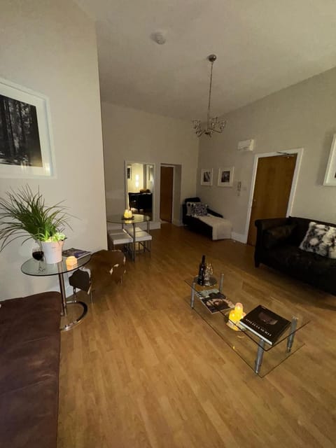 TV and multimedia, Living room, Photo of the whole room, Seating area