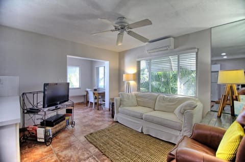 Gulfside Resort Unit 2 Apartment hotel in Saint Pete Beach