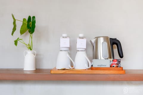 Coffee/tea facilities, Kitchen or kitchenette