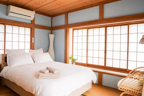 Bed, Beach, Bedroom, cot, flat iron, hair dryier, wardrobe