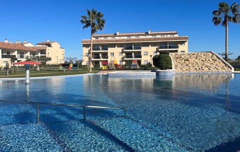 Property building, Pool view, Swimming pool