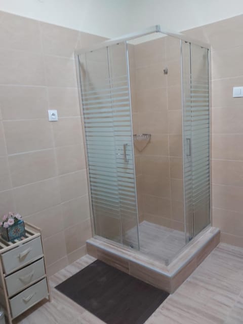 XENIA CENTER APARTMENT Apartment in Halkidiki